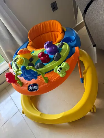 Chicco baby walker