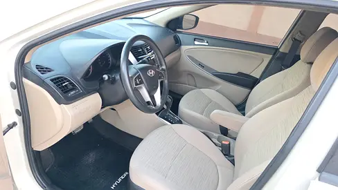 صورة 9 لـ 2015 Hyundai ACCENT