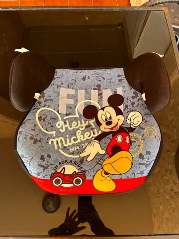 Mickey Mouse Booster Car Seat / Child Booster Seat (Disney)