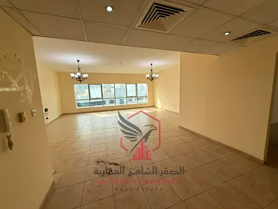 اكبر مساحة اربع غرف وصالة باطلالة بحرية مع تكيف مجانا و باركين مجانا و جيم ومسبح مجانا