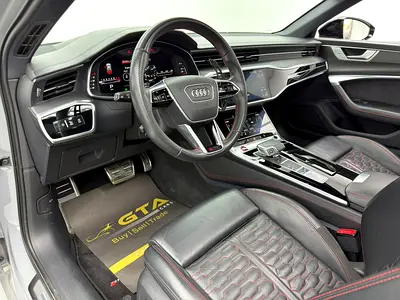صورة 9 لـ 2021 AUDI RS6
