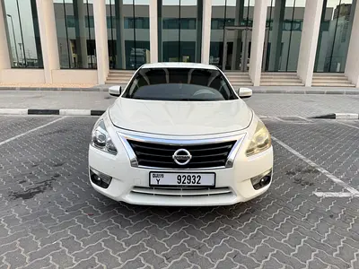 Nissan Altima 2016 SV GCC Specs in Excellent Condition