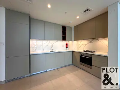 Pool & Skyline View | Spacious | Brand New
