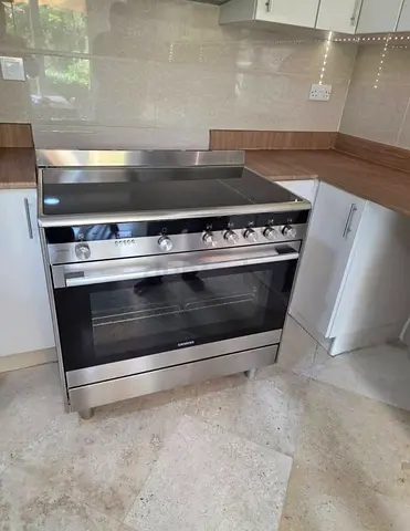 Stainless Steel Freestanding Electric Range with Ceramic Hob and Oven