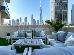 Burj Khalifa View | Closed Kitchen | VOT