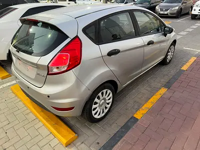 2015 FORD FIESTA 照片 3