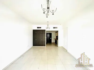 SUN-KISSED INTERIORS | LARGE UNIT | MOVE IN READY