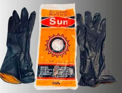 Pair of heavy-duty rubber cleaning gloves (unused, size medium)