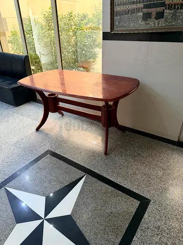 Dinning table with 4 chair