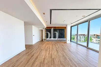 Duplex | Vacant | High Floor | Rare to Market
