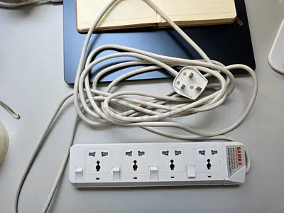 5-Socket Universal Power Strip Extension Lead with Switches (UK Plug)