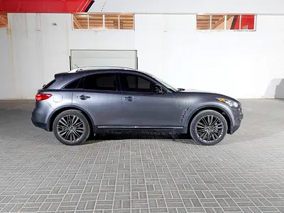 2018 Infiniti QX70 — миниатюра 4