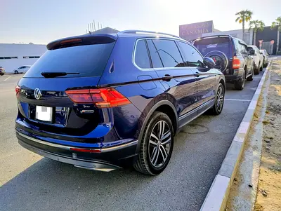 2018 Volkswagen TIGUAN 照片 2