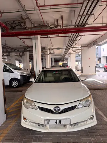 Toyota Camry SE Plus 2013 GCC Specs without number