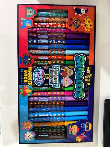 Smiggles markers set for Aed 65