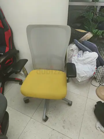 Haworth Zody Ergonomic Office Chair, Grey Mesh / Yellow Seat
