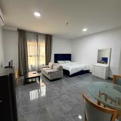 Fully furnished studio for monthly rent in Ajman, Al Rashidiya 2 – near the Ladies' Park. ✔️ B