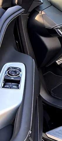 صورة 9 لـ 2020 Chevrolet CORVETTE