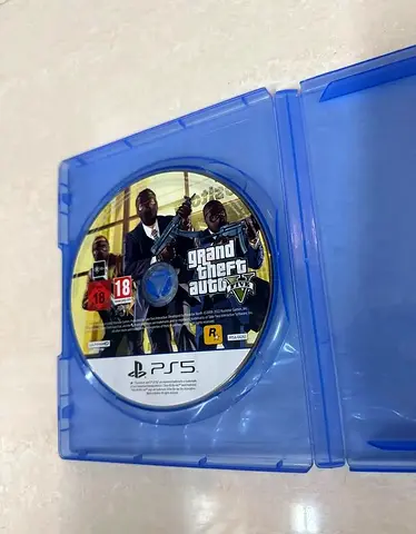 Grand Theft Auto V (GTA V) PS5 Disc - excellent condition use only few times