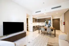 Corner Unit with Brand New Furniture | Vacant