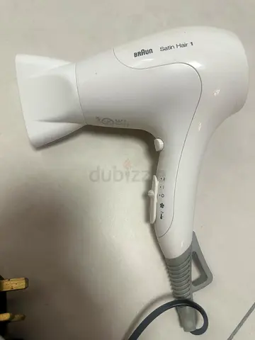 Braun Satin Hair 1 Hair Dryer – 1800W | AED 55