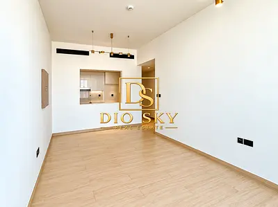 Spacious Layout | High Floor | Available Now
