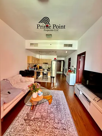 Rented 1BR | 2 Balconies | Semi-Closed Kitchen