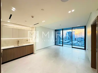 Exclusive 1 BR | Sunset View | Bright Spacious