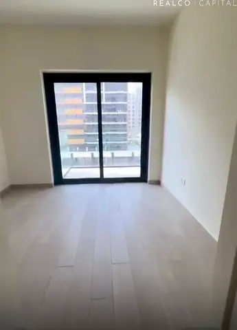 READY TO MOVE IN | UNFURNISHED | GREAT LOCATION
