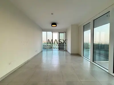 HUGE LAYOUT || STUNNING VIEWS || CORNER UNIT