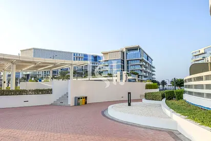 Stunning 1BR | Prime Location | Luxury Lifestyle