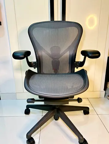 Remastered Herman Miller size B Aeron Office Chair fully loaded like new