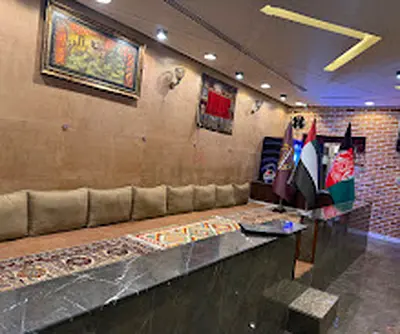 Runing restaurant with 720k drhm profit yearly