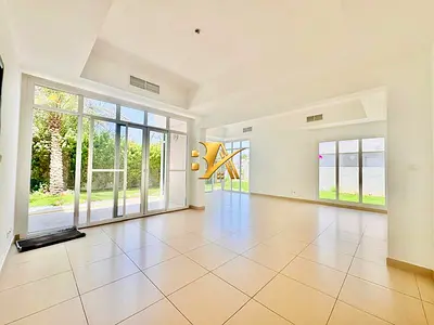 MODREN STYLE BUILD| SPAIOUS | WELL MAINTAINED 5BED