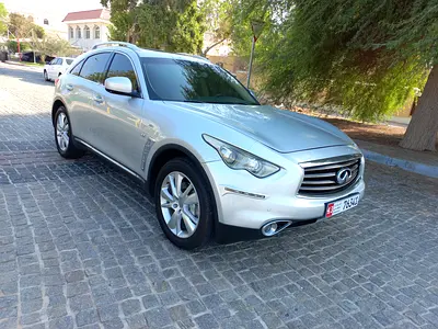 2014 Infiniti QX70 — фото 1