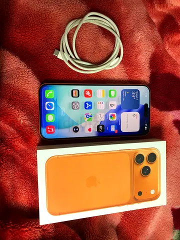 iPhone 17 Pro Max 256GB – Cosmic Orange – Excellent Condition