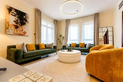 Dubai Apartment: 2 Bedrooms & Swimming Pool