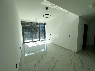 Brand New | Spacious | Closed Kitchen