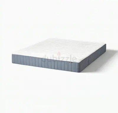 Queen-size mattress — firm support, like new