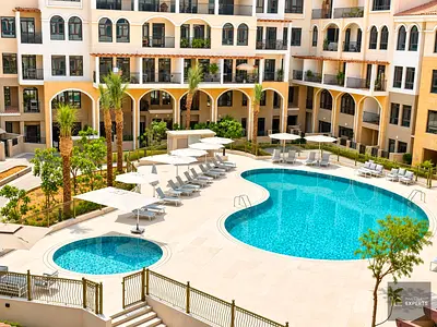 FLEXIBLE PAYMENT|RENOVATED|BOOK TODAY !