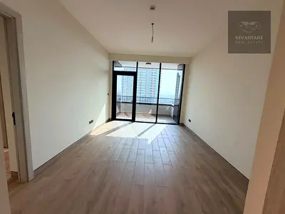 1BR Brand New I Semi-Furnished I Closed Kitchen