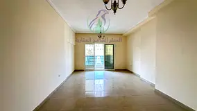 Two-bedroom apartment with a living room, modern finishes, a balcony with an open view, and free par