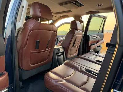 صورة 9 لـ 2019 Cadillac ESCALADE