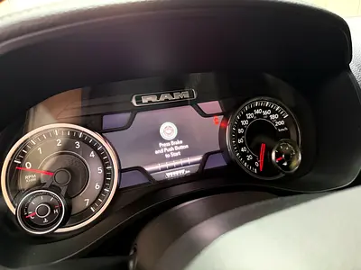 2022 Dodge RAM 1500 — миниатюра 16