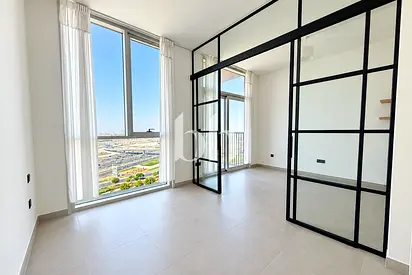 High Floor | Open Views | Glass Partition