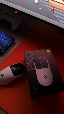 Logitech g pro x2 superstrike - boxed
