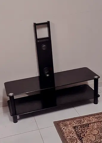 TV Stand طاولة تلفزيون