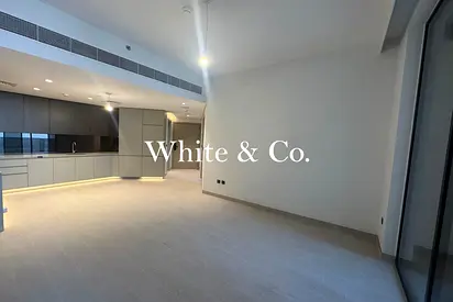 HIGH FLOOR / BRAND NEW / READY TO MOVE