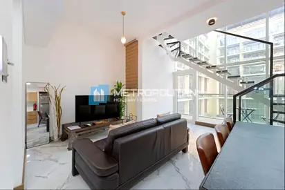 Fully Furnished|1BR Loft w/ Balcony|Garden View