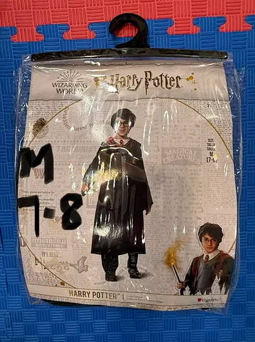 Harry Potter Kids Costume (Size M / 7-8) - Used once!